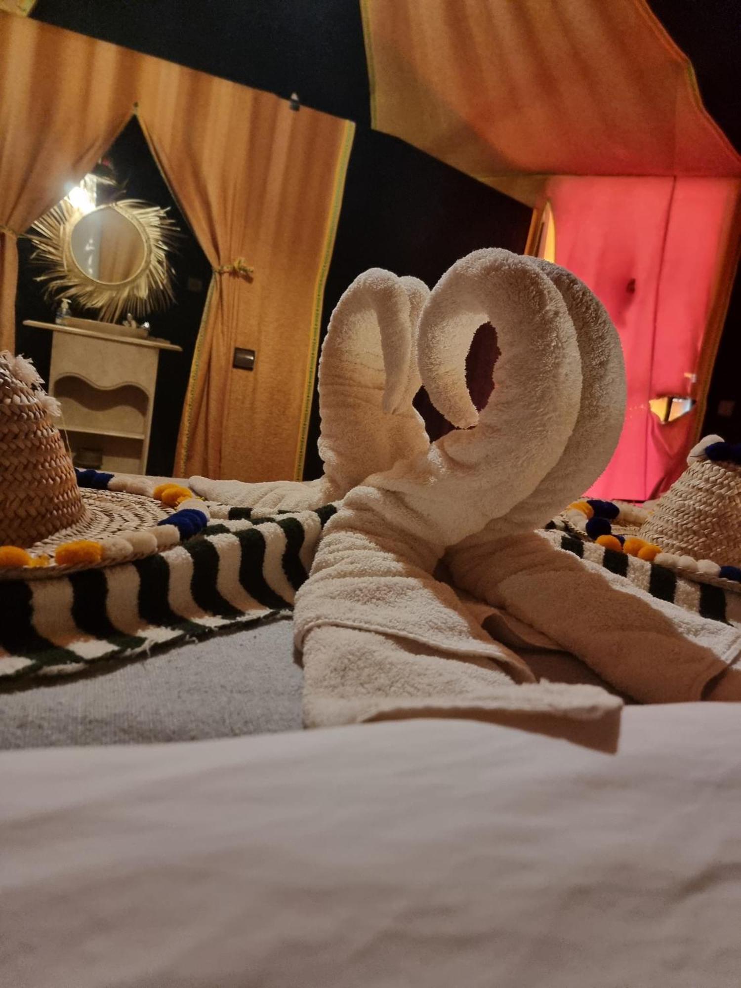 Horaz Merzouga Camp เมอร์ซูกา ภายนอก รูปภาพ